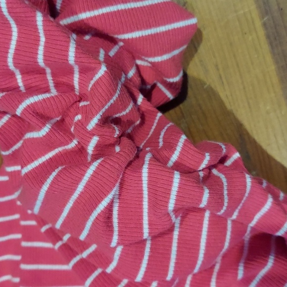 Old Navy Red Striped Fitted Maternity Tank XS - Picture 4 of 4